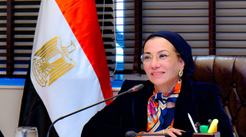لماذا استقالت وزيرة البيئة ياسمين فؤاد من منصبها؟